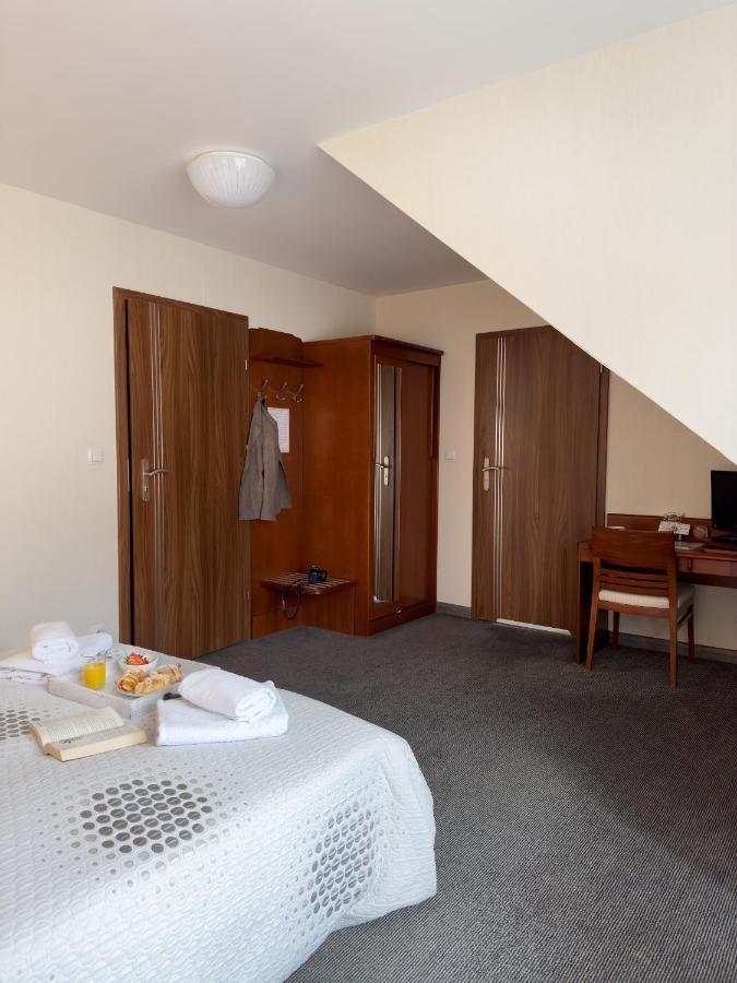 Bed & Breakfast Przy Deptaku W Centrum Polanicy Zdroj *