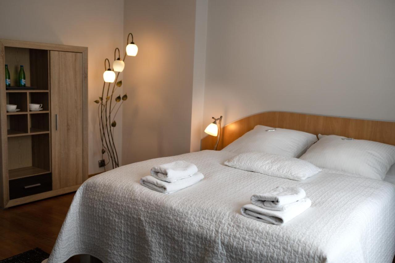 Bed & Breakfast Przy Deptaku W Centrum Polanicy Zdroj